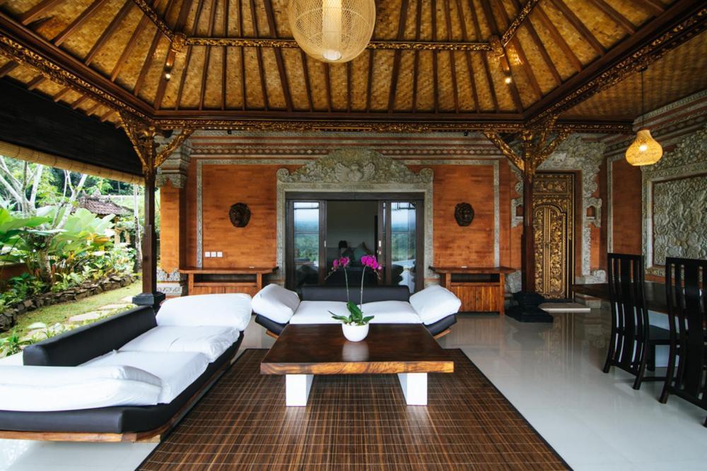 One Bedroom Pool Villa 1x Floating