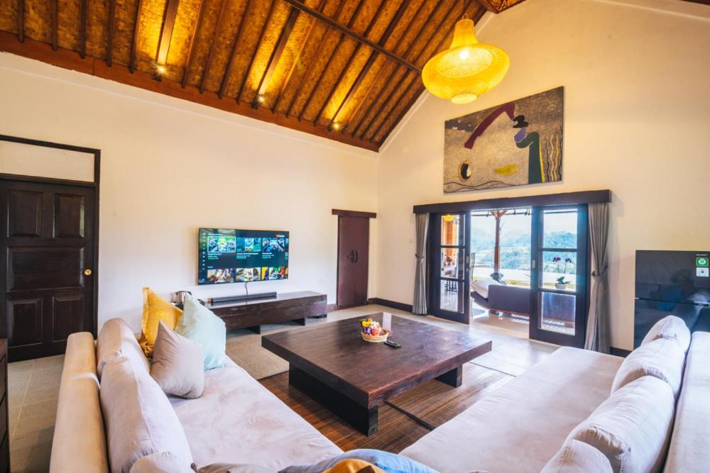 One Bedroom Pool Villa 1x Floating