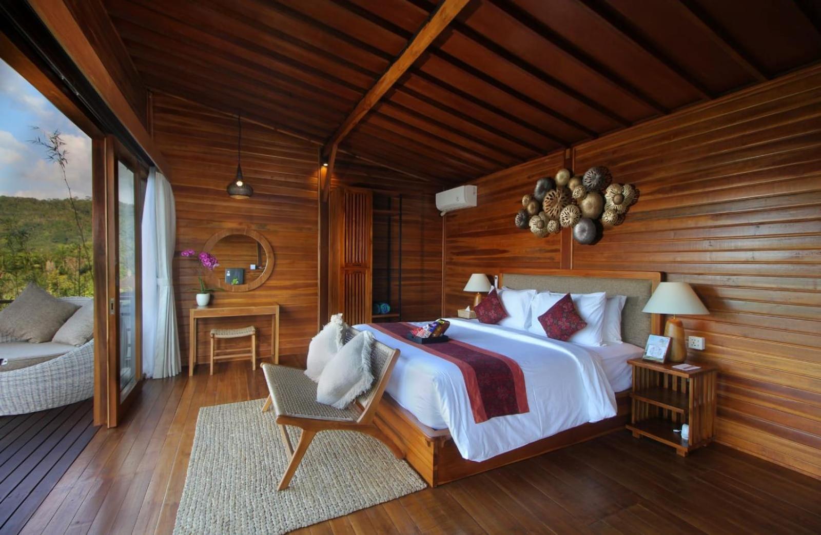 Suite Plunge Pool 1x Floating