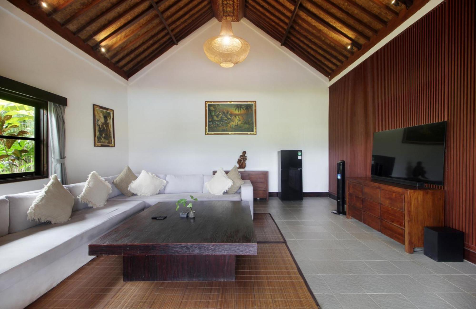 One Bedroom Pool Villa 1x Floating